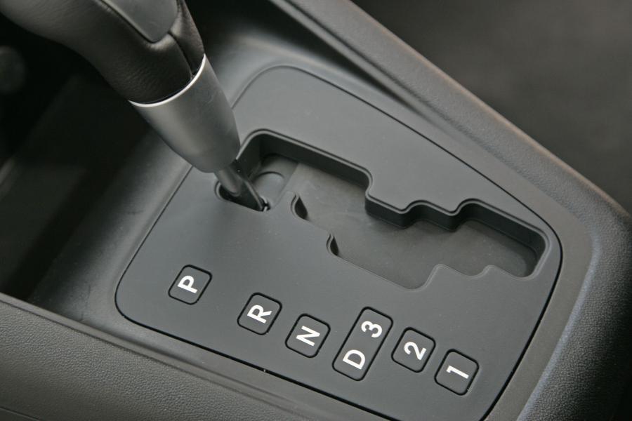  Kia Venga 2010 года  (фото 60 из 199)